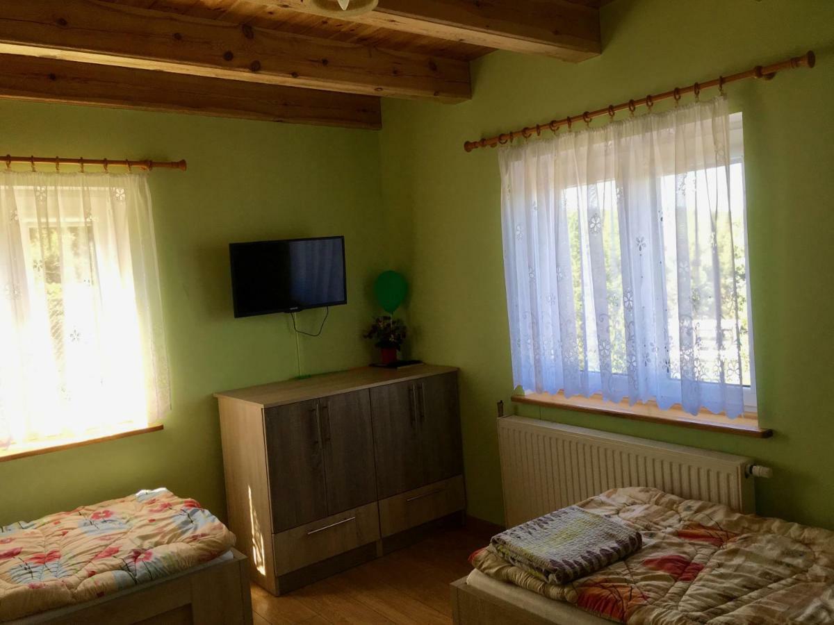Teczowe Lowisko Hotel Wolka Orlowska Екстериор снимка